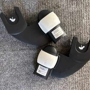 Bugaboo fox  car seat adapter to Nuna car seat